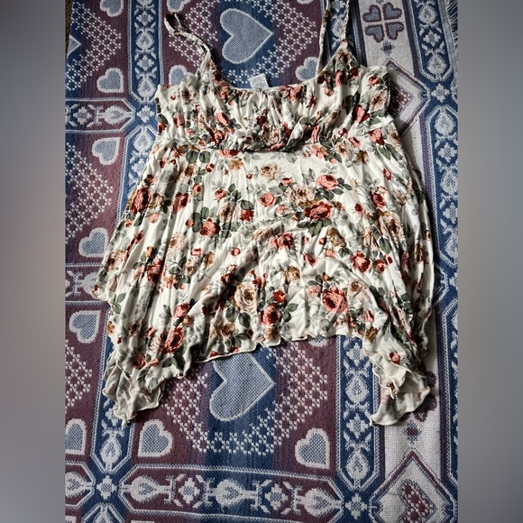 Rue21 Tank - Picture 1 of 2